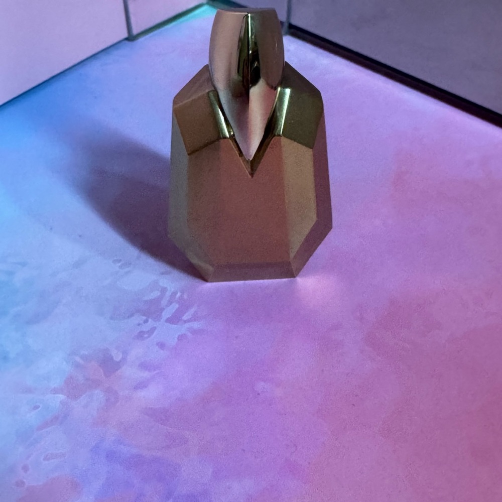 Mugler Alien Goddess